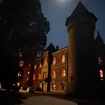 Chateau De Busset